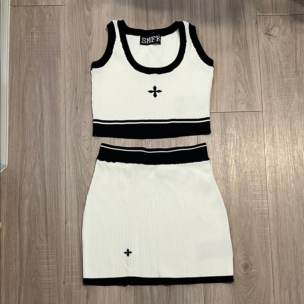 SMFK Ribbed White and Black Two-Piece Set